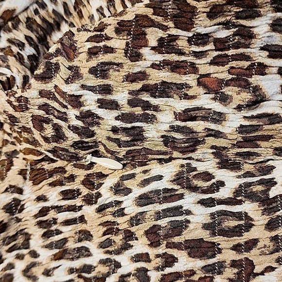 Faithful the Brand Ilaria Smocked Leopard Print Mini Dress Size‎ Large - Picture 16 of 16